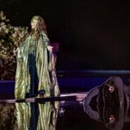 Η Μαίρη Βιδάλη ως Φάντασμα τής Κλυταιμνήστρας στις «Ευμενίδες»